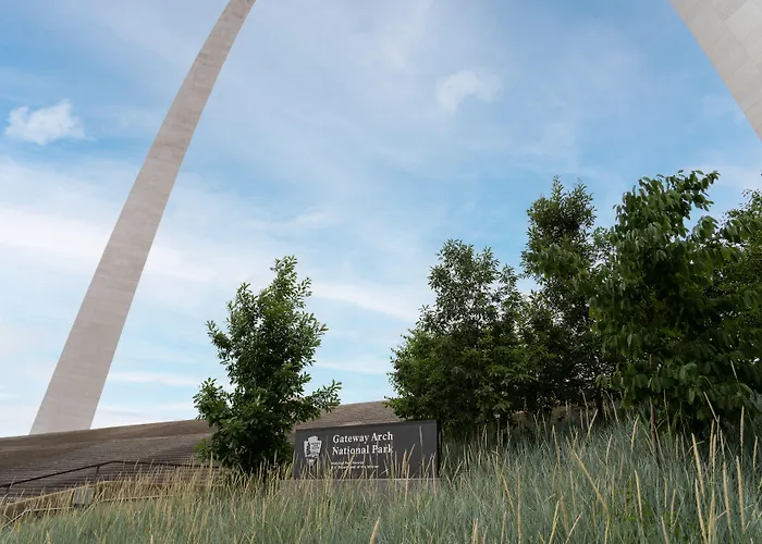 Four Seasons St. Louis